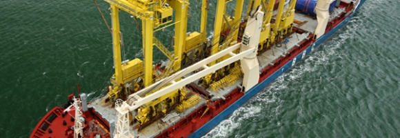 All 4 x 185ton RTG’s loaded on 12000Dwt MPV between Hold2 to Hold 1.