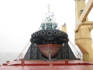 460ton Tug Loaded - Fore